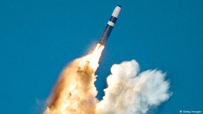 imagen noticia Cinco potencias se comprometen a evitar la proliferación nuclear